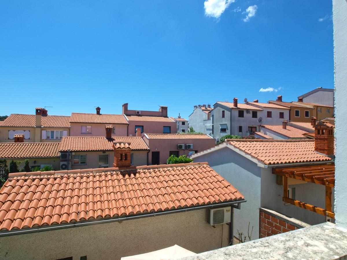 Apartments Mladen 1588 Pula Exteriör bild